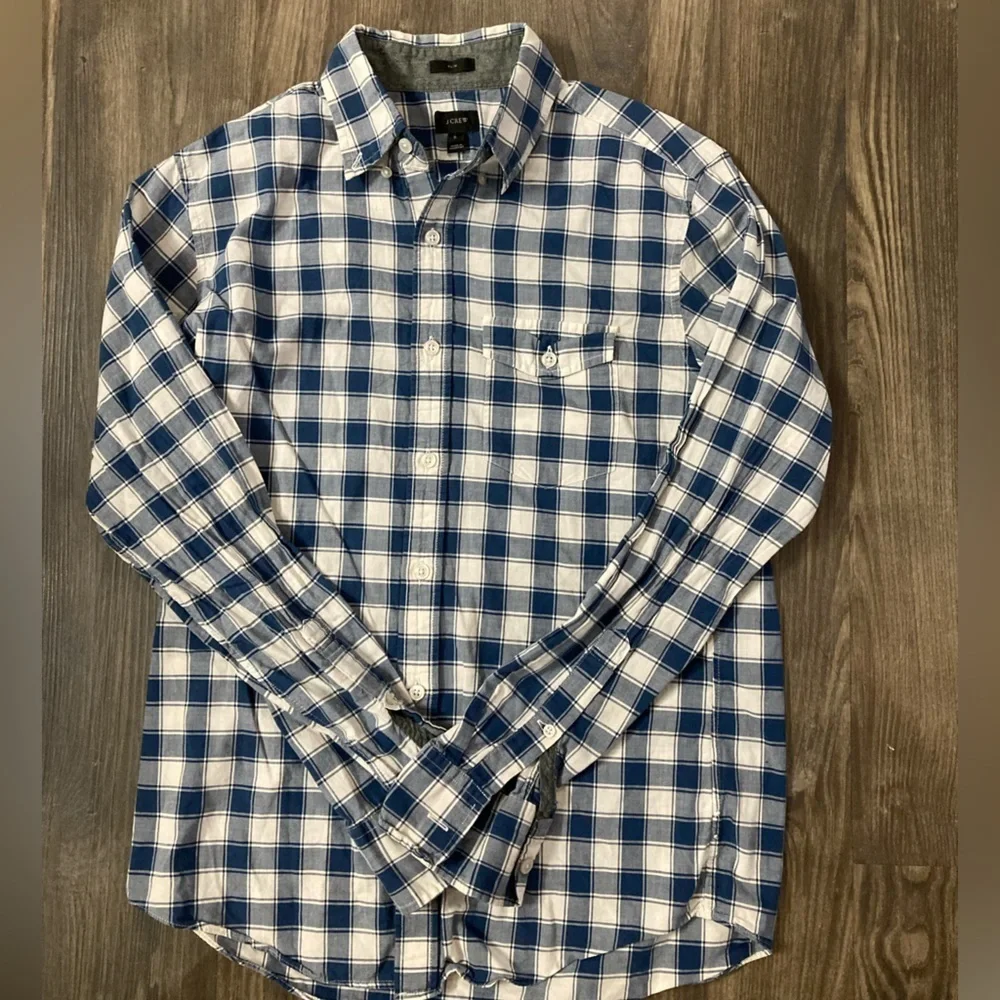 J. Crew Slim Fit Small Men’s Button Down Shirt‎